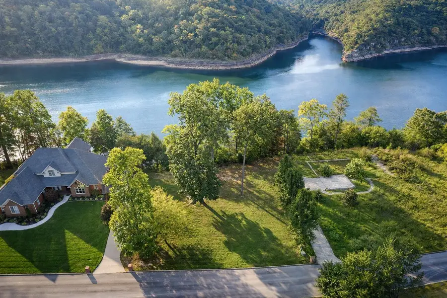 670 Water Cliff Drive, Somerset, KY 42501 - #2