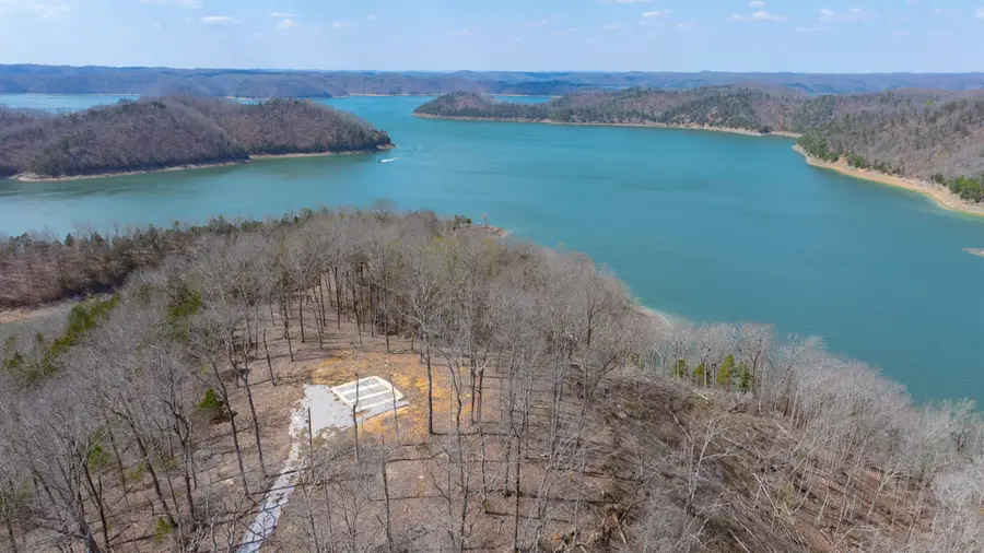 1962 Sandstone Point Trail, Monticello, KY 42633 - #2