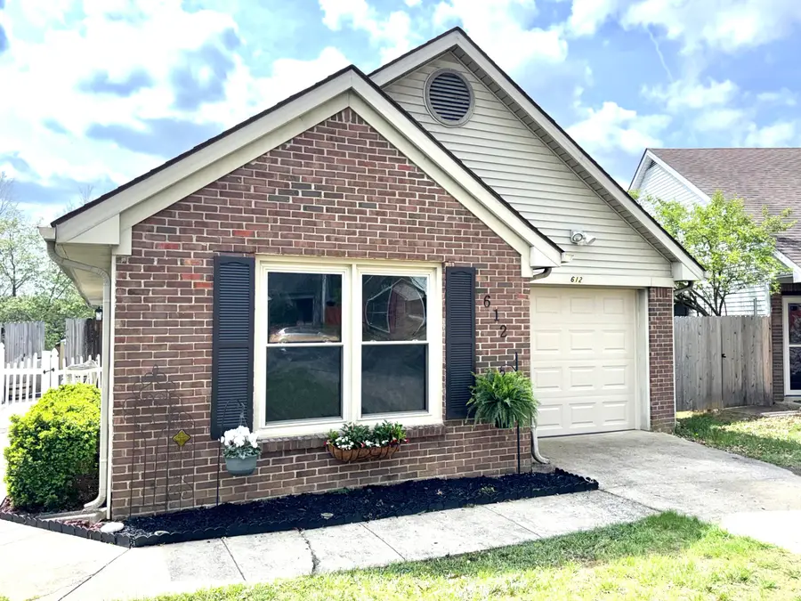 612 Attingham Court, Lexington, KY 40517 - #2