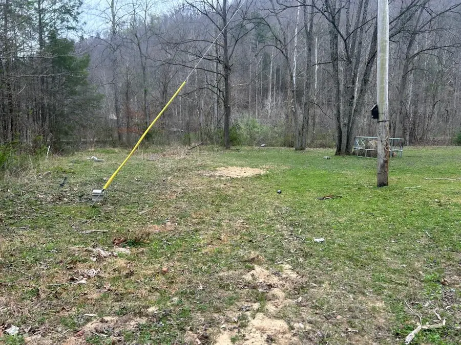 225 White Oak Lane, Warbranch, KY 40874 - #3