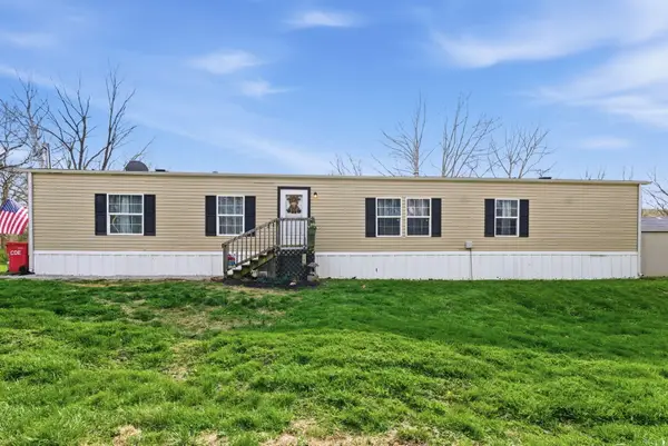 415 L E Junction Road, Winchester, KY 40391