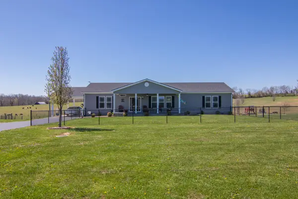 386 Oakland Lane, Harrodsburg, KY 40330