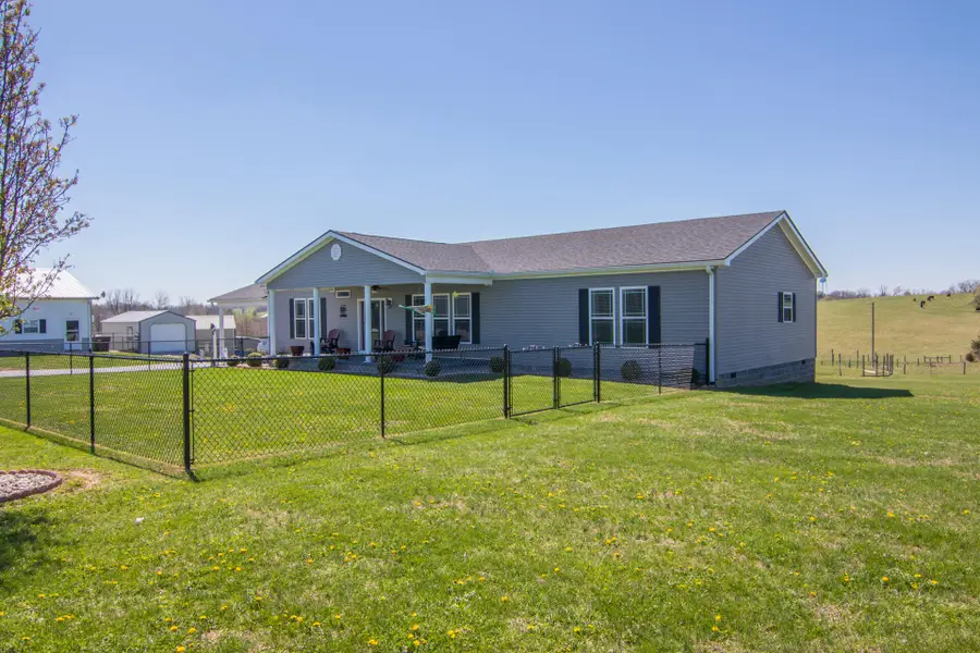 386 Oakland Lane, Harrodsburg, KY 40330 - #3