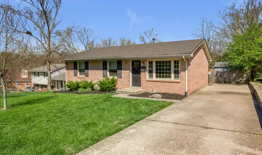 3339 Sutherland Drive, Lexington, KY 40517 - #3
