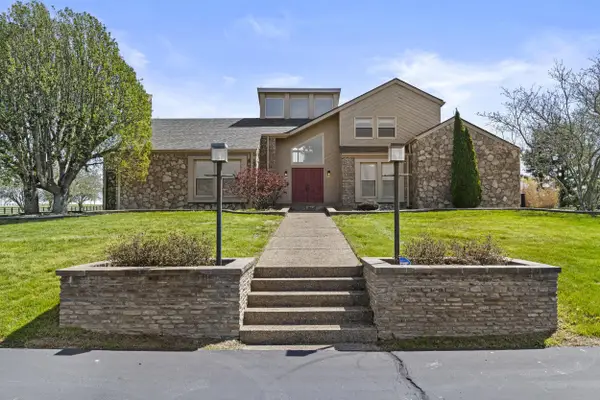 3760 Old Boonesboro Road, Winchester, KY 40391