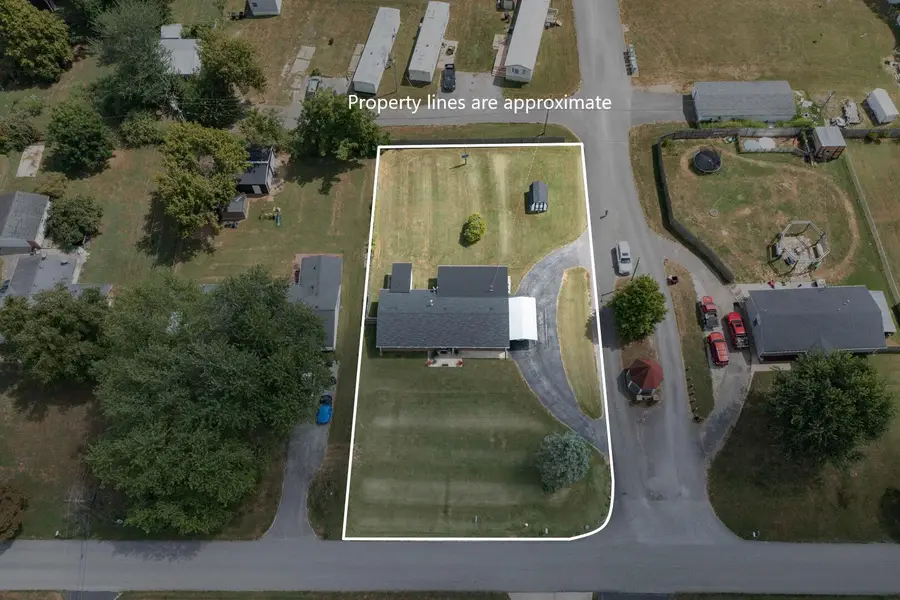 1210 Peacock Road, Paris, KY 40361 - #2