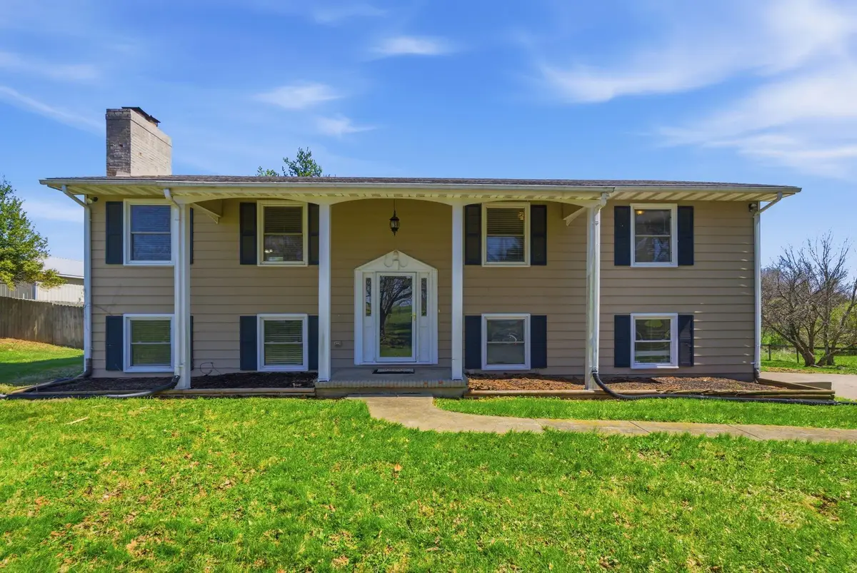 932 Hill Road, Paris, KY 40361 - #1