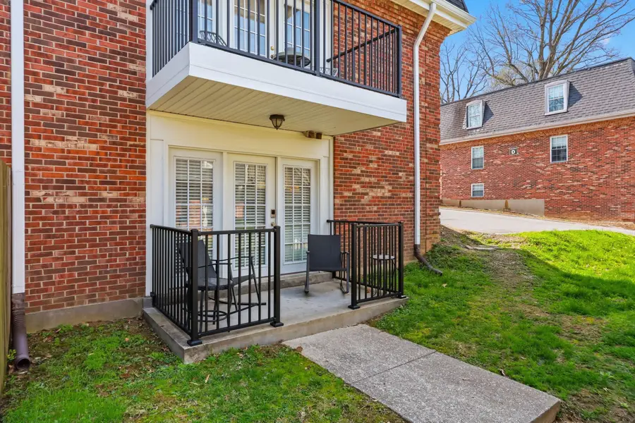 333 E 4th Street #C2, Frankfort, KY 40601 - #2