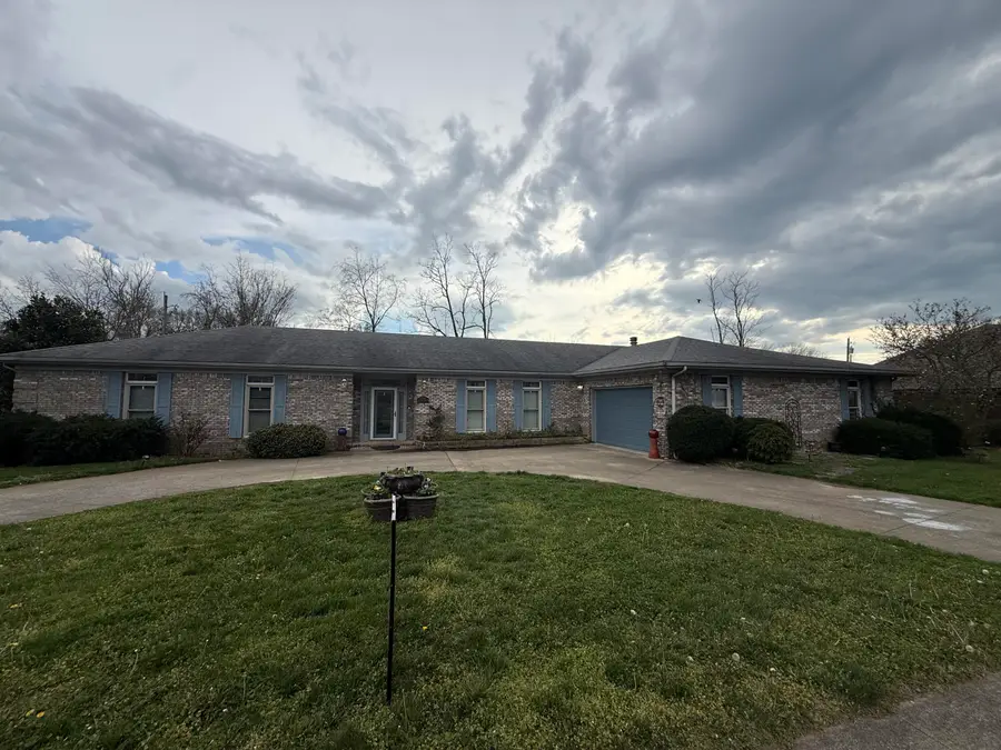 105 Stoneybrook Drive, Richmond, KY 40475 - #2