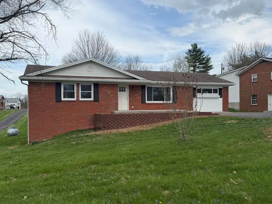 1051 Bethlehem Road, Paris, KY 40361 - #3