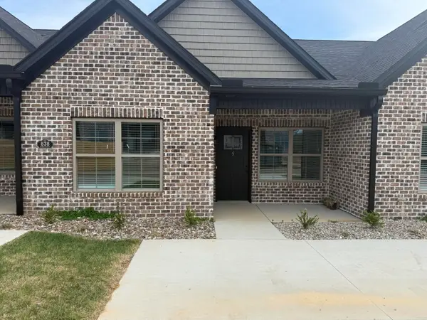 838 Ridgewood Drive #5, Berea, KY 40403