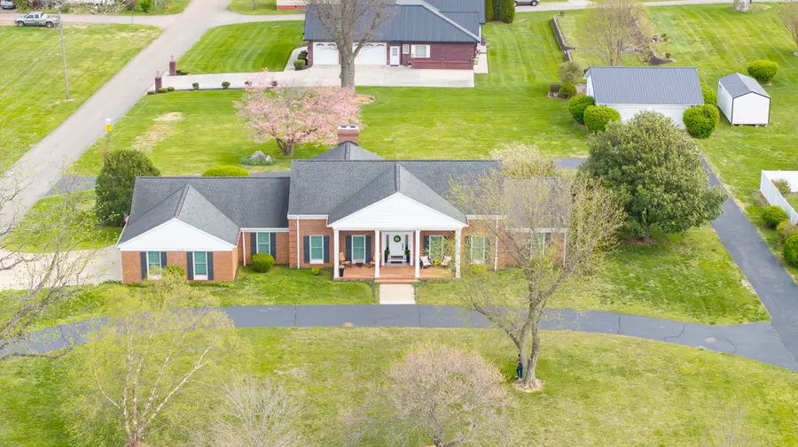 726 N Main Street, Monticello, KY 42633 - #3