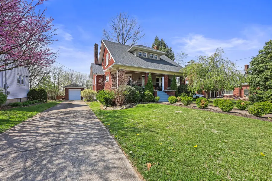 206 E Grundy Avenue, Springfield, KY 40069 - #3