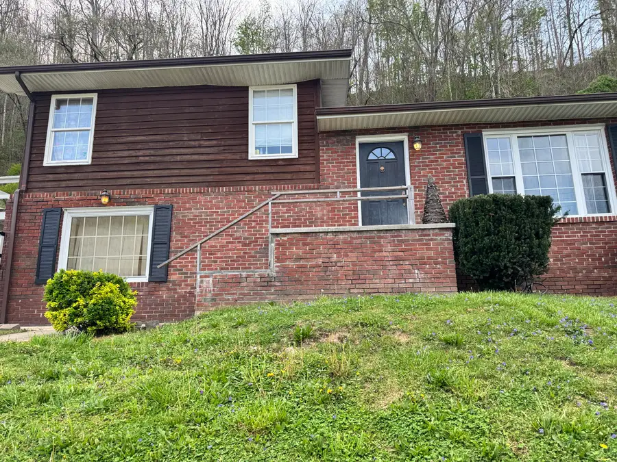 514 Cracker Bottom Rd Road, Martin, KY 41649 - #3