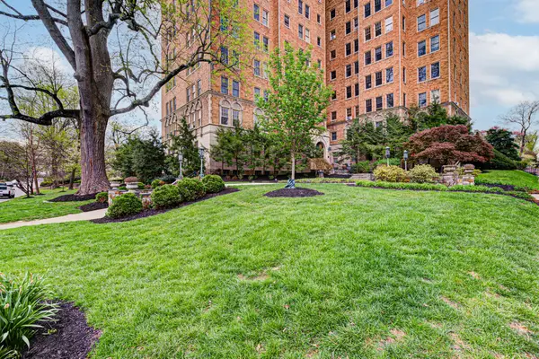 2140 Bonnycastle Avenue #3E, Louisville, KY 40205