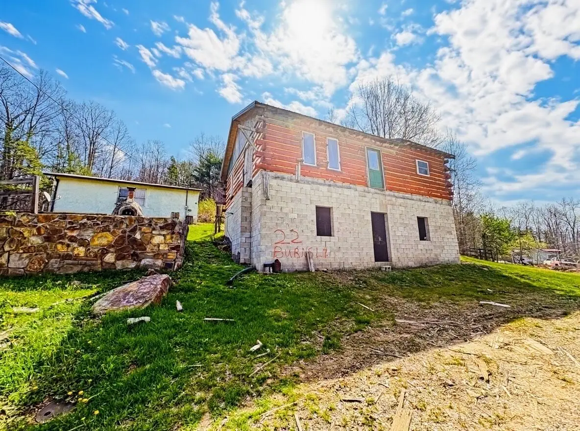 22 Burns Lane, Garrison, KY 41141 - #1