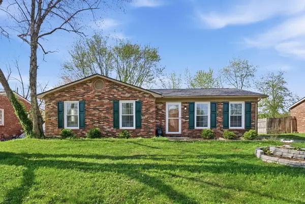 105 Queensway Drive, Versailles, KY 40383