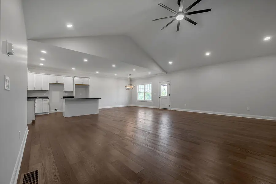 109 Linzi Way, Paris, KY 40361 - #3