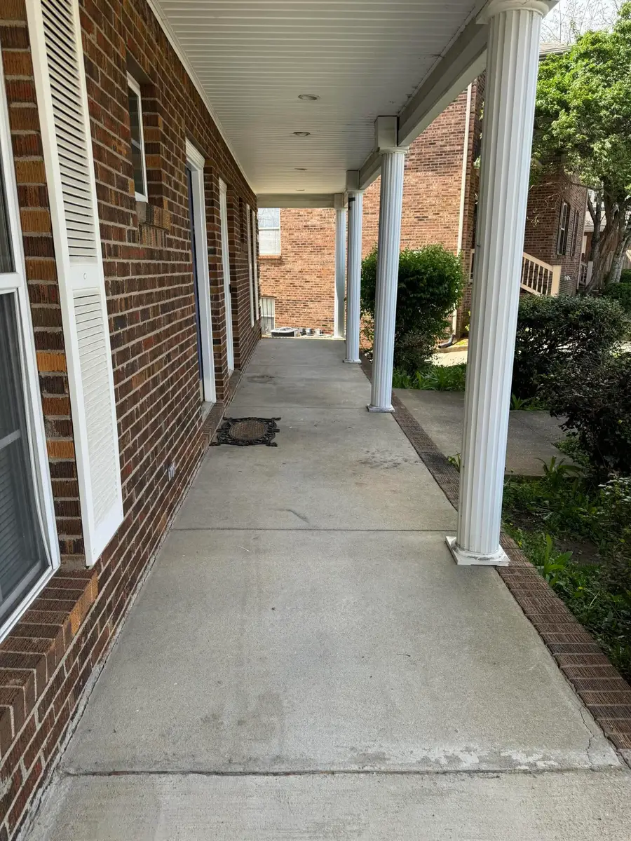 3884 Sugar Creek Drive, Lexington, KY 40517 - #3