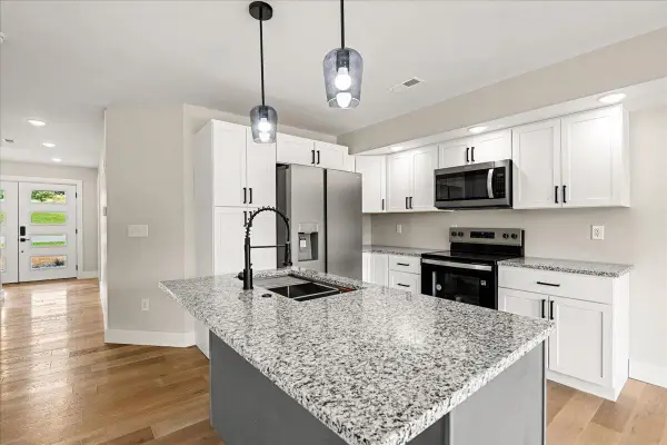 143 Crooked Creek Drive Drive, London, KY 40744