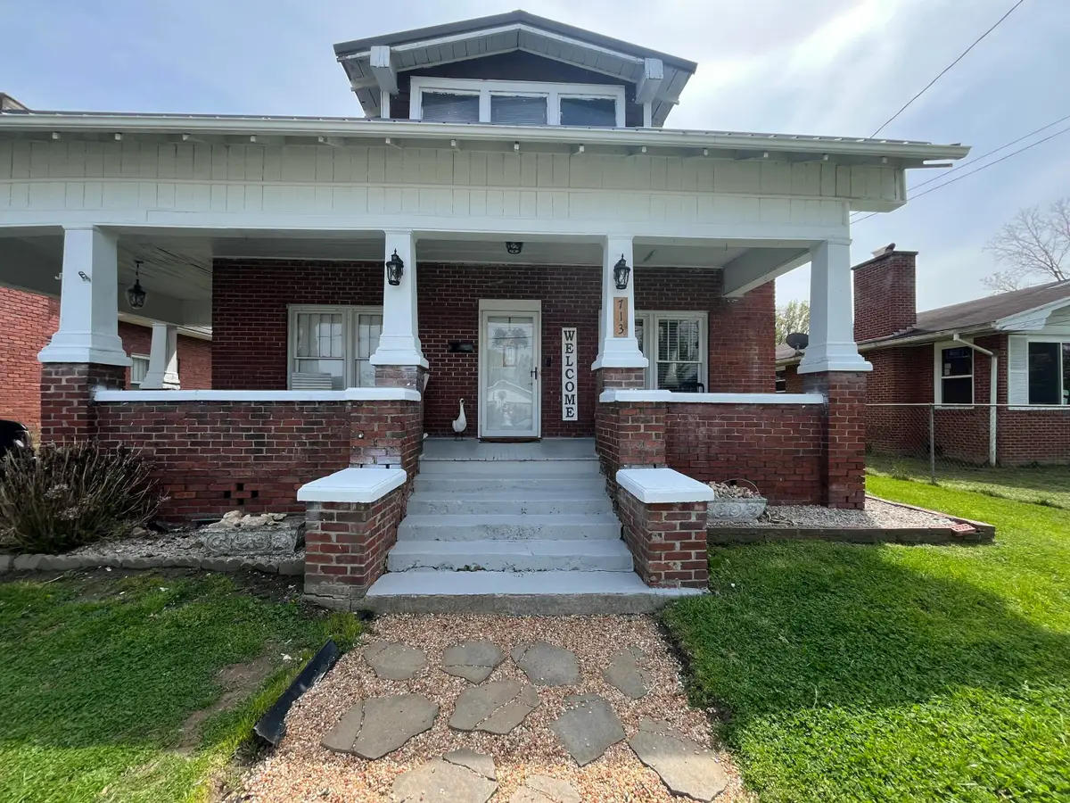 713 Exeter Avenue, Middlesboro, KY 40965 - #1