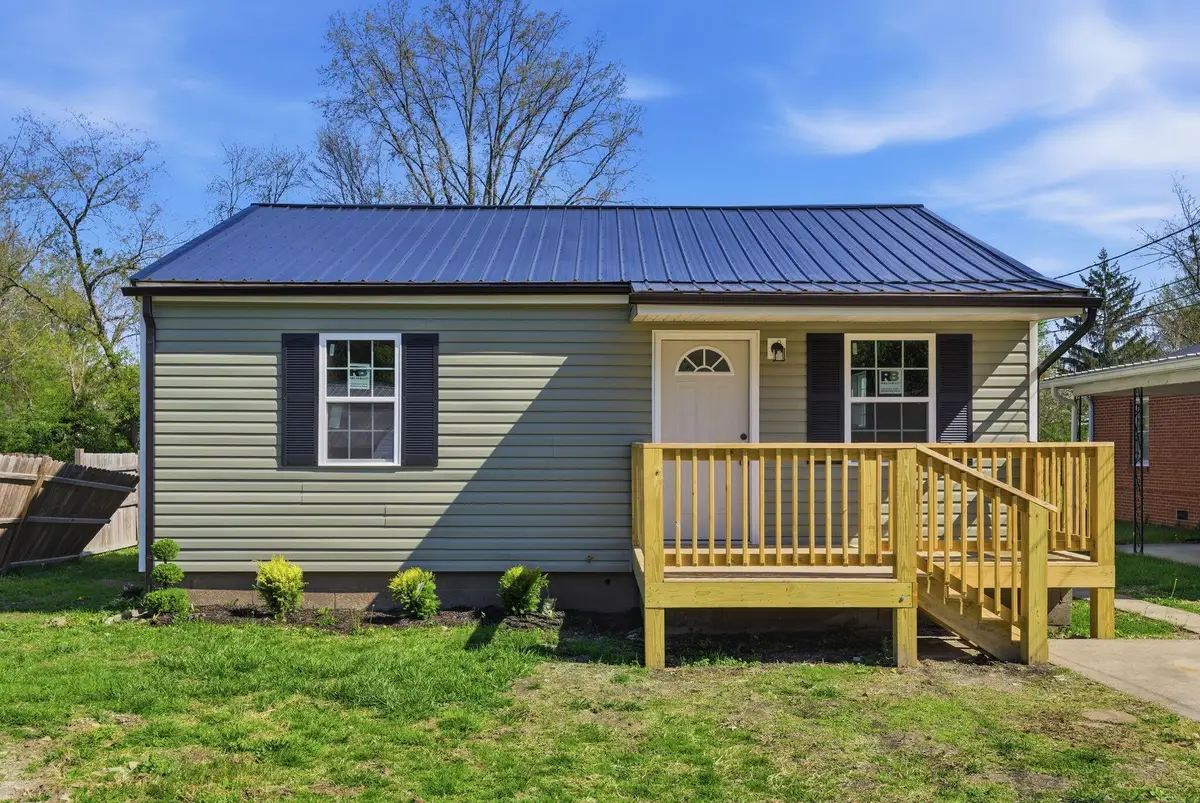 206 Dinsmore Street, Berea, KY 40403 - #1