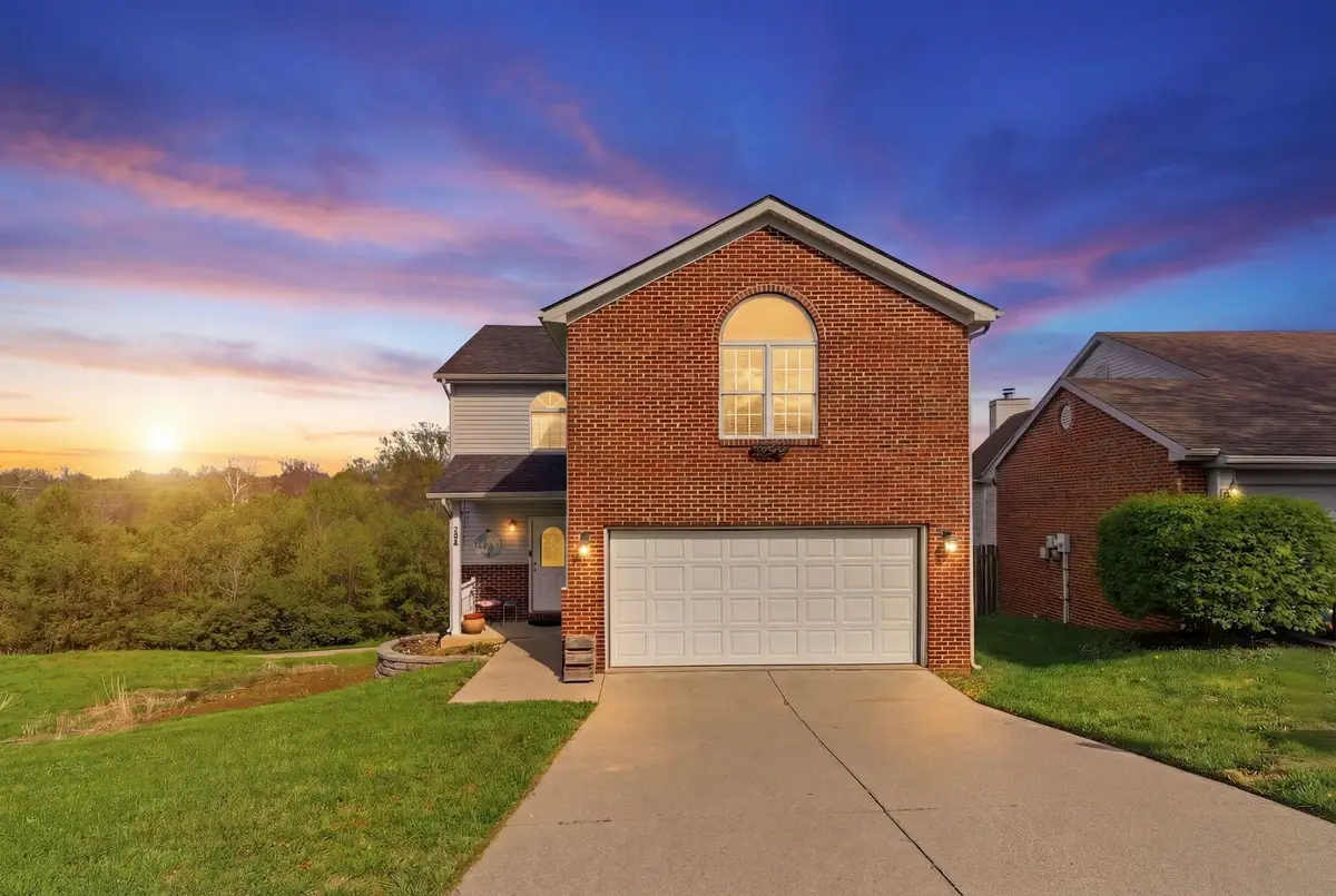 204 Village Drive, Frankfort, KY 40601 - #1