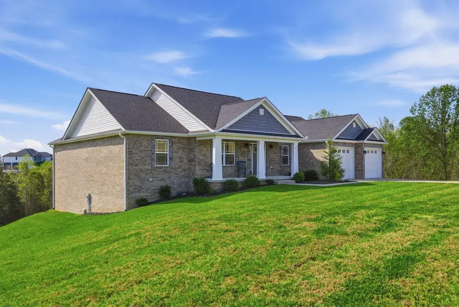 114 Lake West Rd, Somerset, KY 42503 - #2