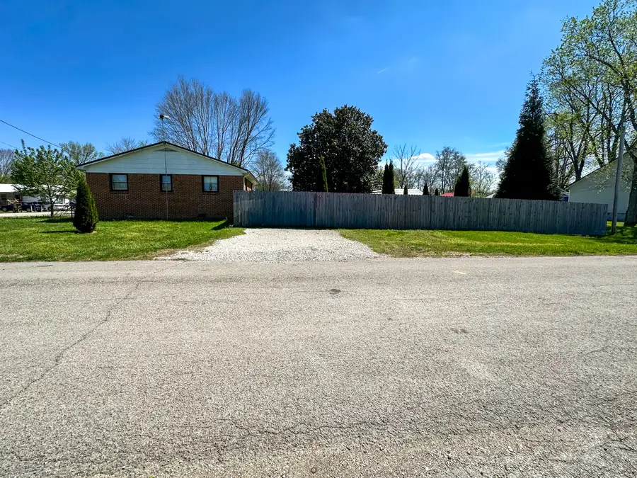 241 8th Avenue, Clay City, KY 40312 - #3