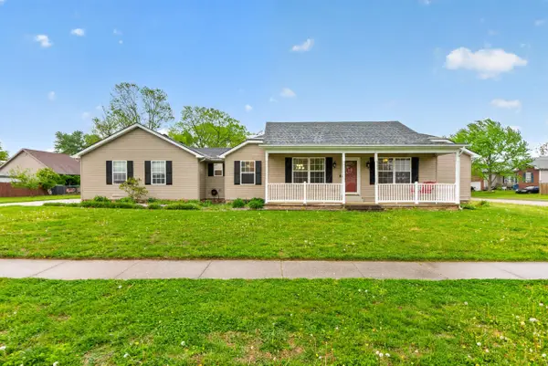 126 Sturbridge Drive, Georgetown, KY 40324