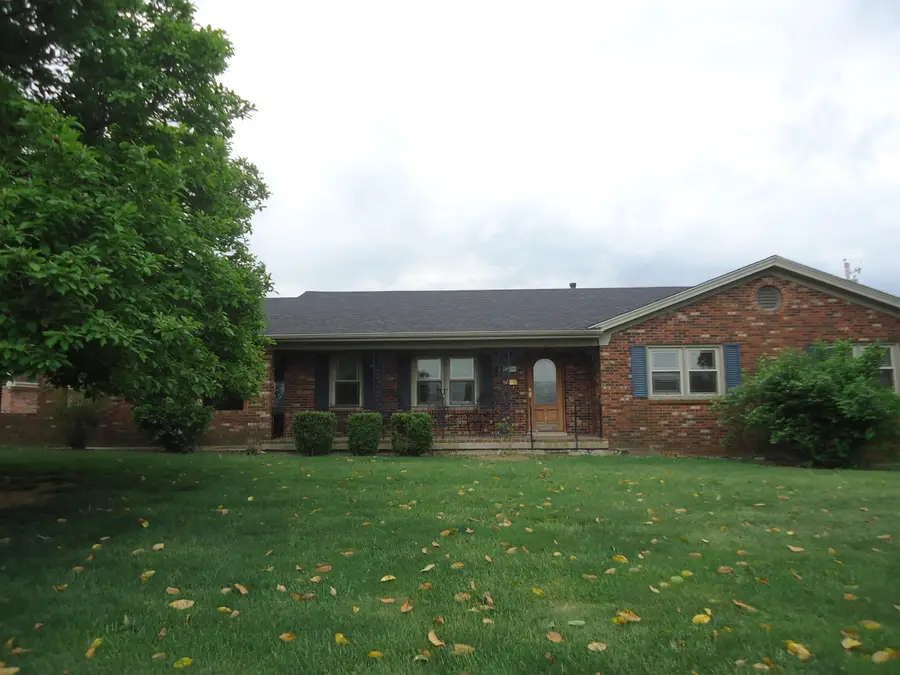 106 Pine Hill Drive, Lancaster, KY 40444 - #2
