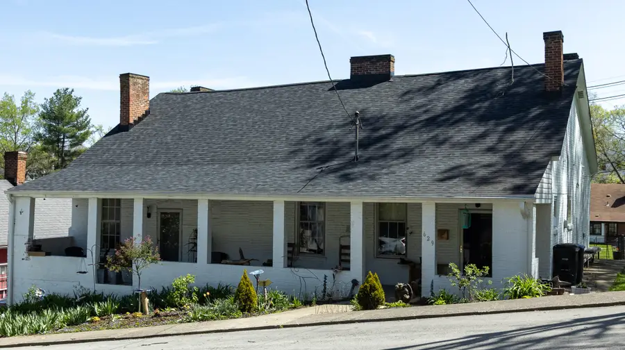 629 Woodland Avenue, Frankfort, KY 40601 - #3