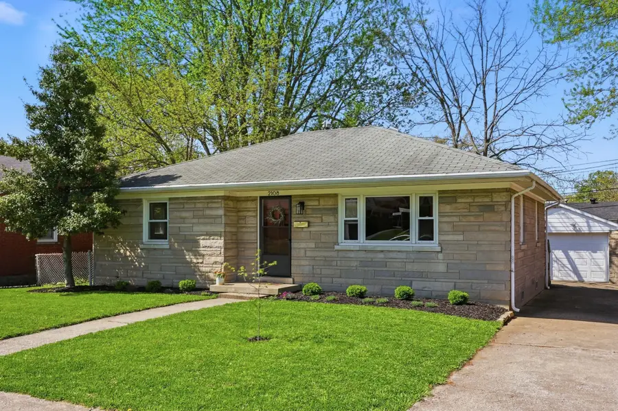 2108 St Michael Drive, Lexington, KY 40502 - #2