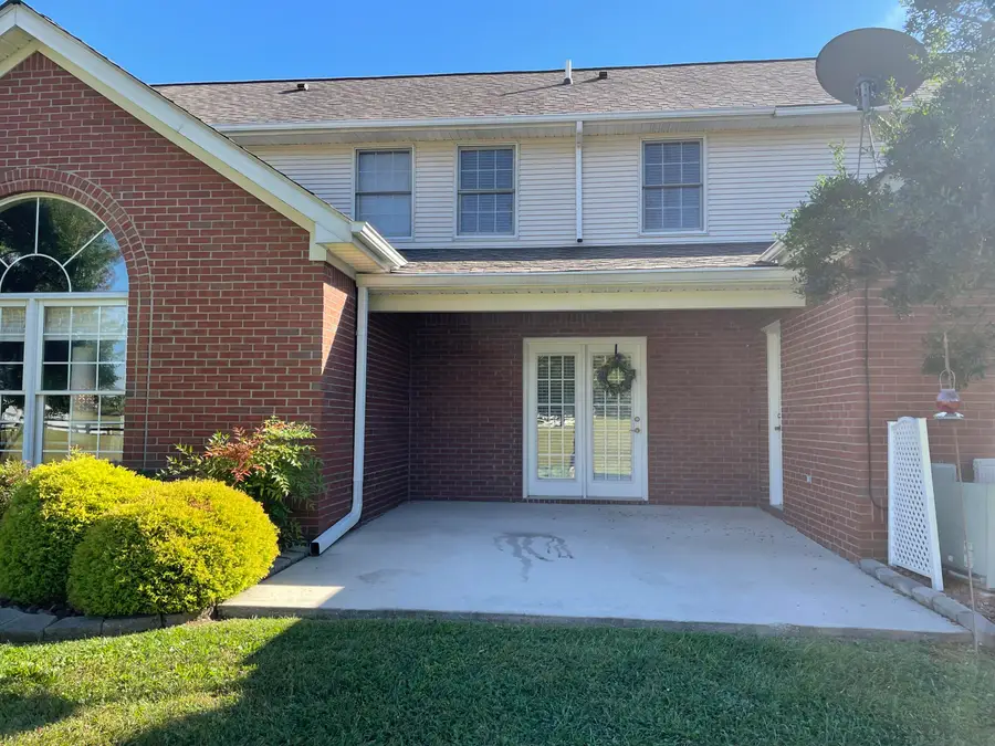 71 W Saddlebrook Drive, Somerset, KY 42503 - #2