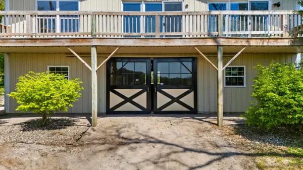 583 College Road, Paris, KY 40361