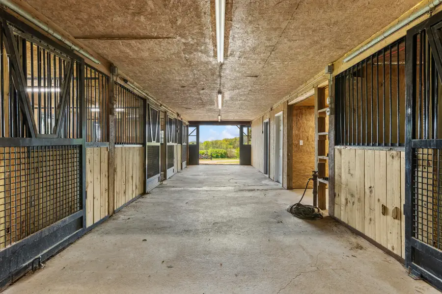 583 College Road, Paris, KY 40361 - #2