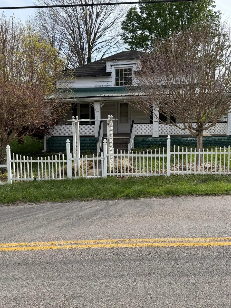 695 W Main Street, Mount Vernon, KY 40456 - #2