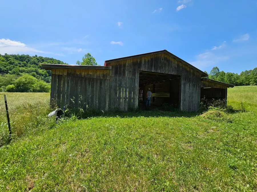 117 Bradley Lane, Beattyville, KY 41311 - #3