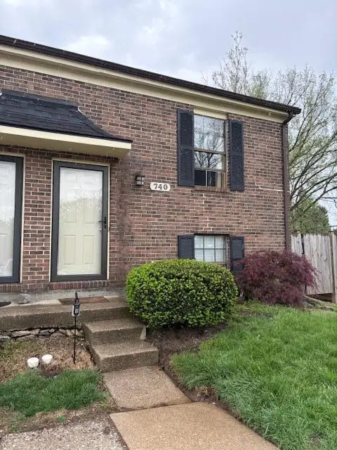 740 Spring Meadows Drive, Lexington, KY 40504