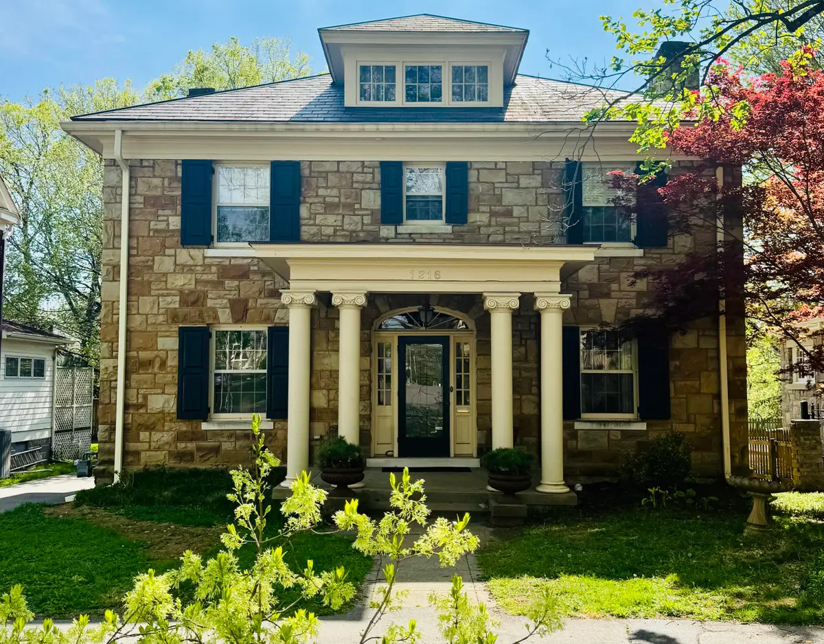 1216 Richmond Road, Lexington, KY 40502 - #1