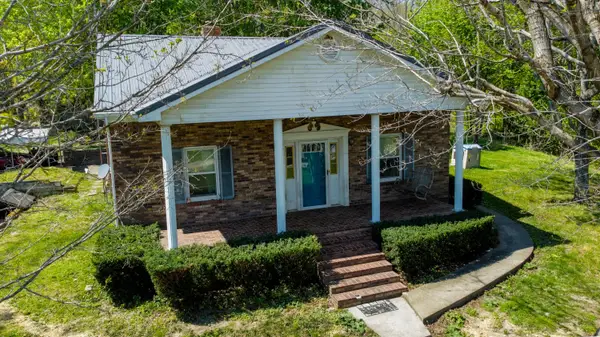 20 Roller Knob Road, Gravel Switch, KY 40328