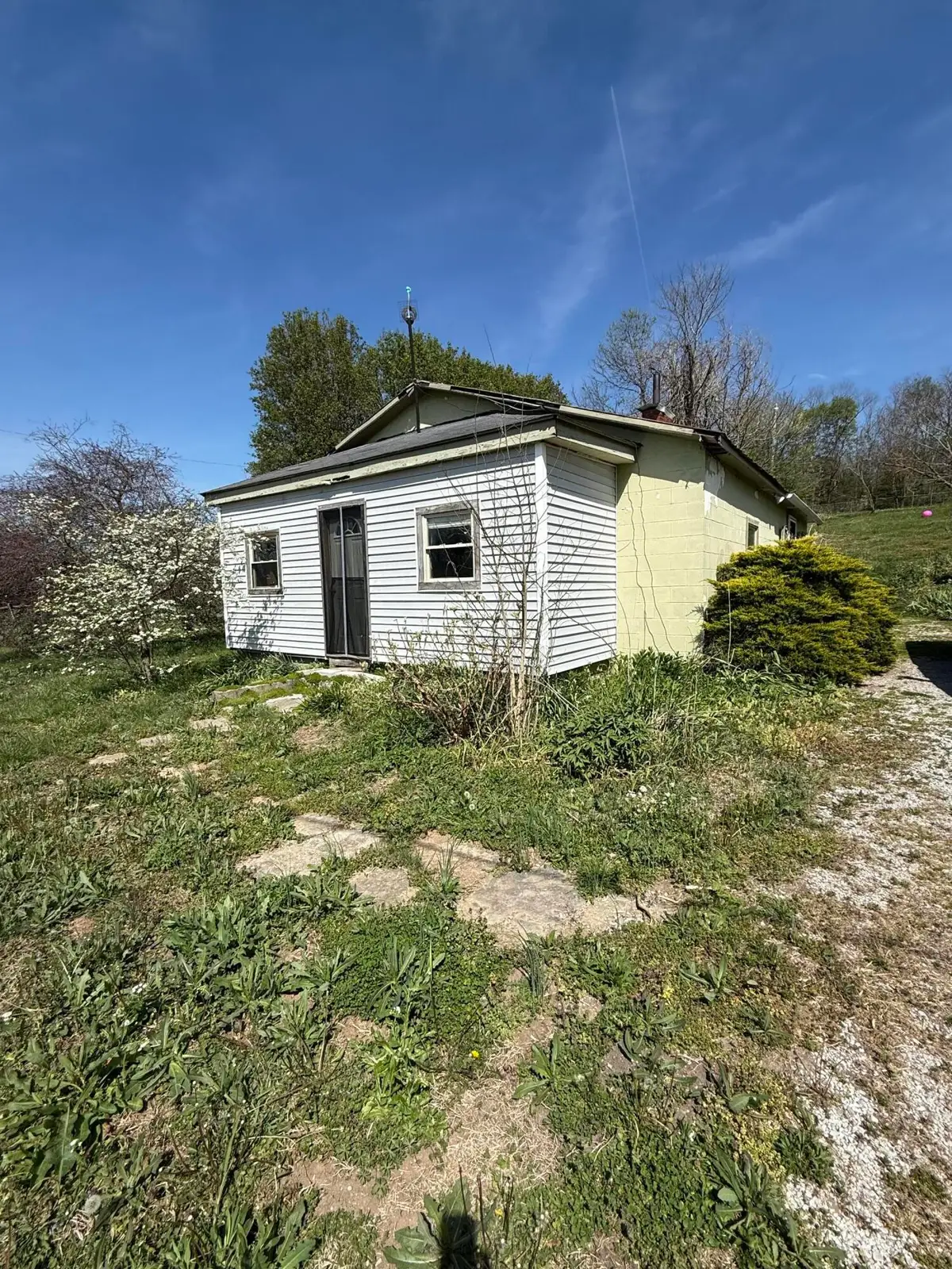 2065 Cartersville Road, Paint Lick, KY 40461 - #1