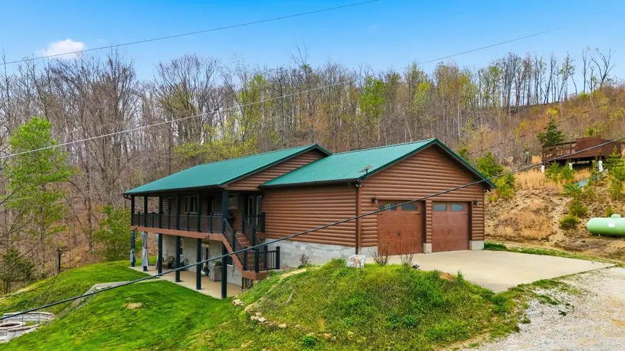 560 Davis Drive, Olive Hill, KY 41164 - #2