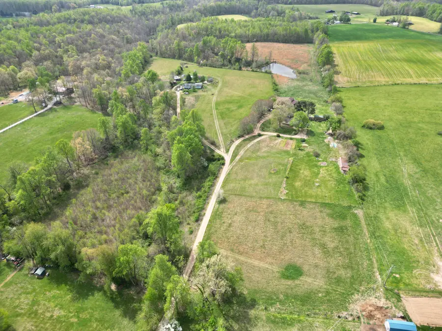 6895 Kentucky 643, Crab Orchard, KY 40419 - #2