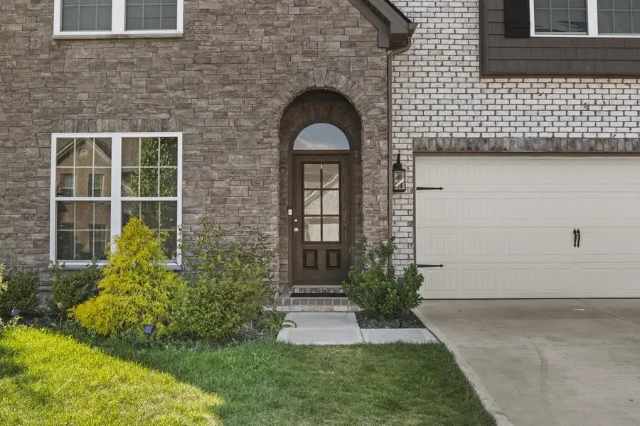 665 Windflower Way, Lexington, KY 40511 - #3