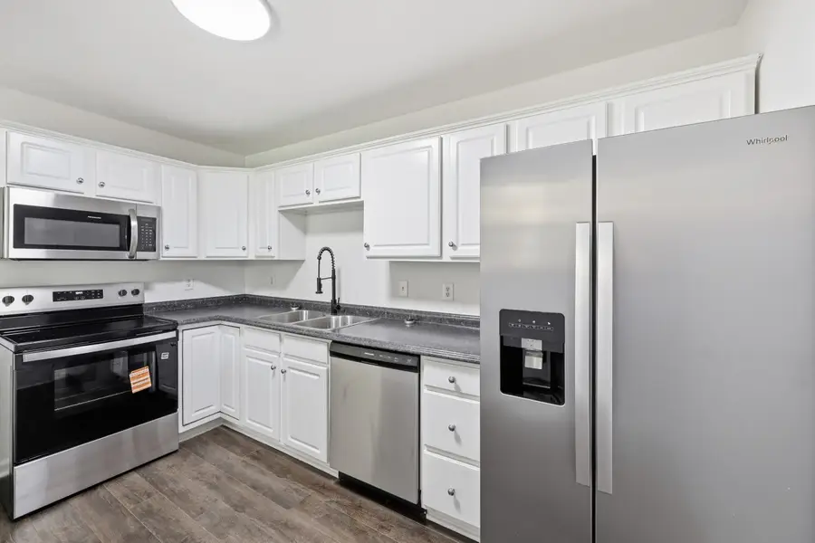 330 Williamsburg Lane, Georgetown, KY 40324 - #3