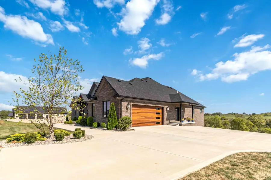 4160 Equestrian Way, Richmond, KY 40475 - #2