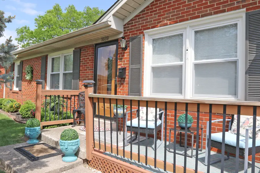 1689 Harrogate Road, Lexington, KY 40505 - #3