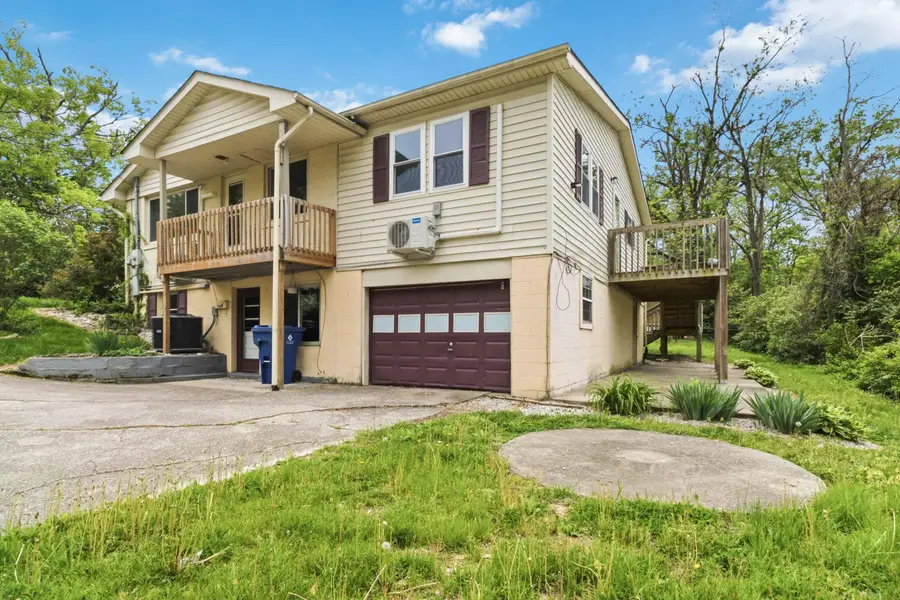 104 Lilac Drive, Berea, KY 40403 - #3