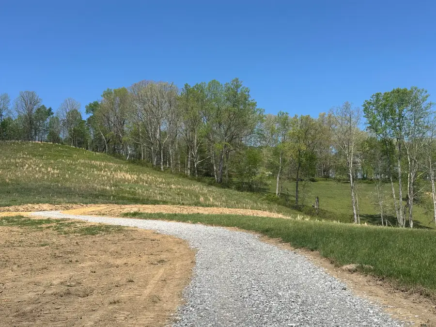 136 Coon Trail #Tract 6, East Bernstadt, KY 40729 - #3